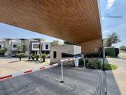 CASA EN VENTA EN COTO VIVANTE EN ARCOS DE GUADALUPE