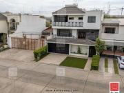 Casa en Venta en Country Club Los Naranjos, de 4...