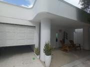 casa en venta en crespo. Cod V17596