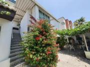 casa en venta en crespo. Cod V232