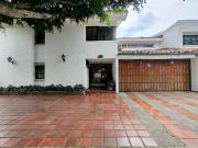 casa en venta en cristales. Cod V118538