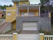 Casa en venta en Cubelles, de 263 m² 5 habitaciones por...