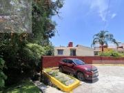 CASA EN VENTA EN CUERNAVACA, EN CONDOMINIO CON JARDÍN...