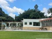 Casa en Venta en Cuernavaca, en un Nivel en La Colonia...