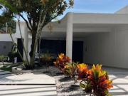 Casa en Venta en Cuernavaca, Morelos con Seguridad,...