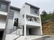 Casa en Venta en Cumbres de Santiago, Santiago 4