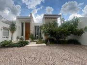 CASA EN VENTA EN CUMBRES DEL CAMPESTRE LEÓN GUANAJUATO...