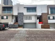 Casa en venta en Cumbres del Lago, Cancún, Querétaro