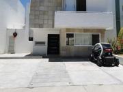 Casa en Venta en Cumbres del Lago, en Privada con...