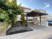 CASA EN VENTA EN CUMBRES DEL LAGO JURIQUILLA