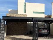 Casa en Venta en Cumbres Del Lago, Juriquilla, Querétaro.GPS