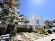 Casa en Renta en Cumbres del Lago, Queretaro