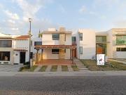 Casa en venta en Cumbres del Lago, Querétaro