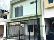 Casa en Venta en Cumbres Diamante