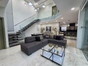 CASA EN VENTA EN CUMBRES ELITE