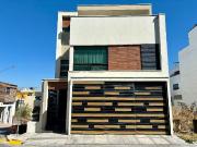 Casa en venta en Cumbres Elite