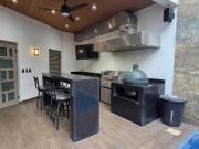 CASA EN VENTA EN CUMBRES ELITE