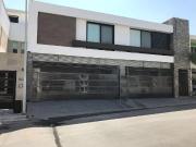 Casa en venta en Cumbres Elite, Monterrey, Nuevo León