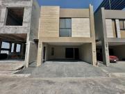 Casa en Venta en Cumbres Elite Premier