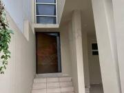CASA EN VENTA EN CUMBRES ELITE PREMIER