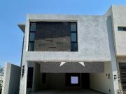 CASA EN VENTA EN CUMBRES ELITE PREMIER