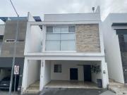 Casa en venta en Cumbres Elite Premier Privadas Alpes y...