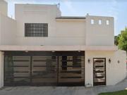 Casa en venta en Cumbres Madeira, Monterrey, Nuevo León