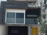 Casa en venta en Cumbres Magnolia en Monterrey