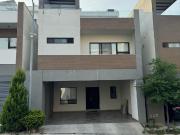 Casa en Venta en Cumbres San Agust?n con 3 Niveles