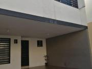 CASA EN VENTA EN CUMBRES SAN AGUSTIN SEGUNDO SECTOR