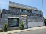 Casa en venta en Del Valle Oriente, San Pedro Garza...