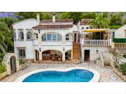 Casa en venta en Dénia, La Pedrera Vessanes. Villa con...