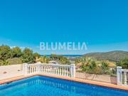 Casa en venta en Dénia, La Xara La Sella. Villa con...