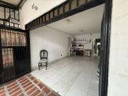 casa en venta en departamental. Cod V17511