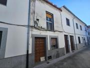 Casa en venta en Dos Torres. Casa Adosada en Calle...