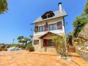 Casa en venta en Dosrius, Canyamars. Tu Refugio Soñado...