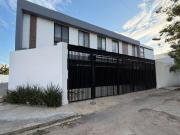 Casa en venta en Dzityá con alberca, 4 recámaras y...