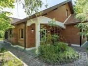 Casa de 5 dormitorios en venta en Echeverria Del Lago...
