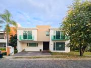 Casa en venta en El Alcázar Casa Fuerte, Tlajomulco de...