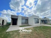 Casa en Venta en El Aljibe, Pilar, G.B.A. Zona Norte,...