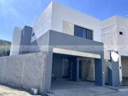 Casa en venta en El Barrial, Cancún, Nuevo León