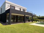 Casa en venta en el Barrio Castaños. Nordelta