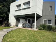 Casa en Venta en el Barrio La Quinta Don Torcuato
