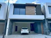 Casa en venta en El Barro, Cancún, Nuevo León