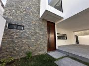 Casa en venta en El Barro, Monterrey, Nuevo León