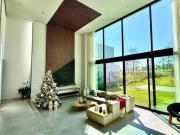 CASA EN VENTA en El Bosque, con alberca y salida al...