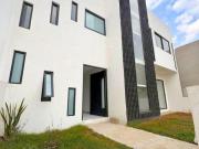 CASA EN VENTA EN EL CALVARIO