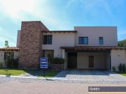 Casa en Venta en El Campanario