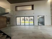 CASA EN VENTA EN EL CAMPANARIO, QRO