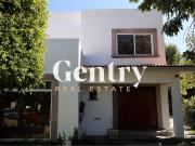 ?Oportunidad! Casa en Venta en El Campanario Quer?taro